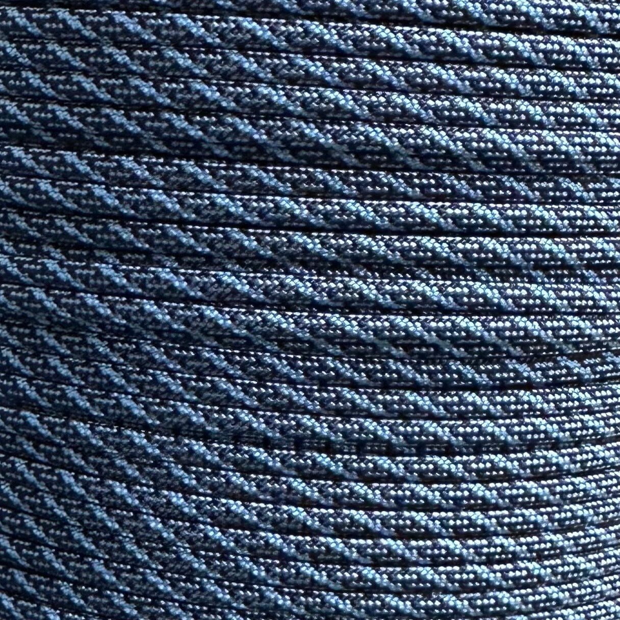 PARACORD 550 - MIDNIGHT BLUE W/BABY BLUE HELIX