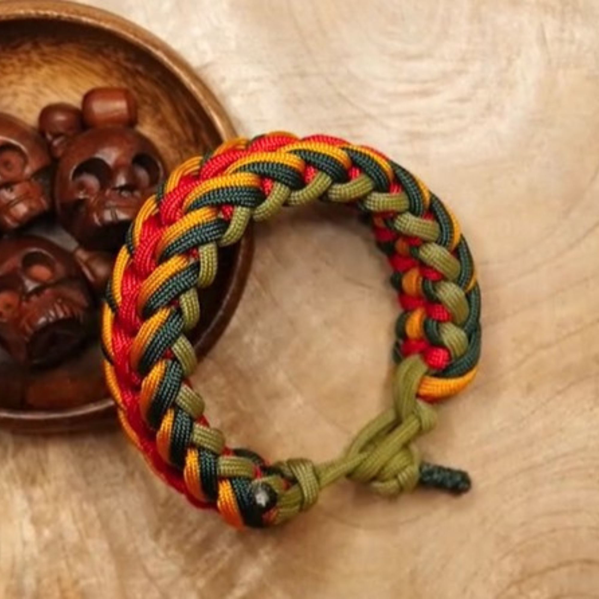 Tulip Bracelet Project Kit - Makes 2 Bracelets! – Paracord Weavers Tulip Bracelet Project Kit - Makes 2 Bracelets! – Paracord Weavers