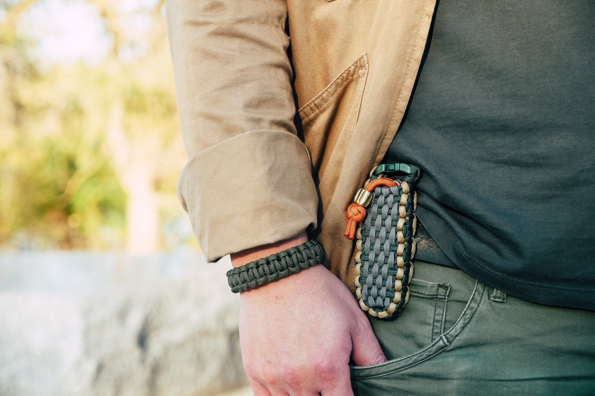 Paracord Survival Kit: Knife Belt Holder & Bottle Wrap Combo