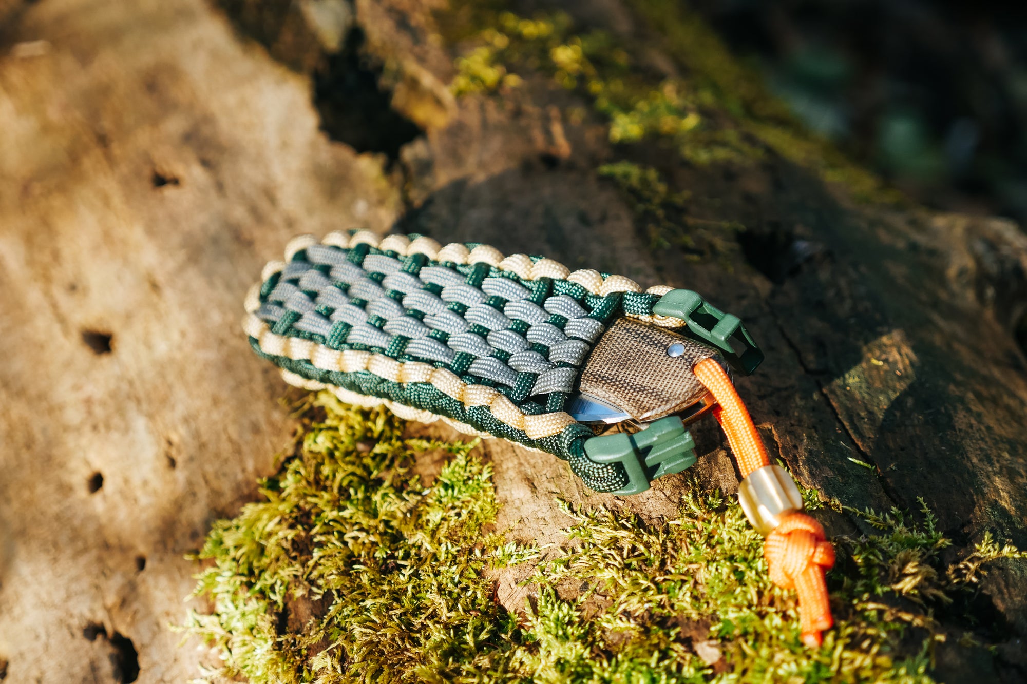 Paracord Survival Kit: Knife Belt Holder & Bottle Wrap Combo