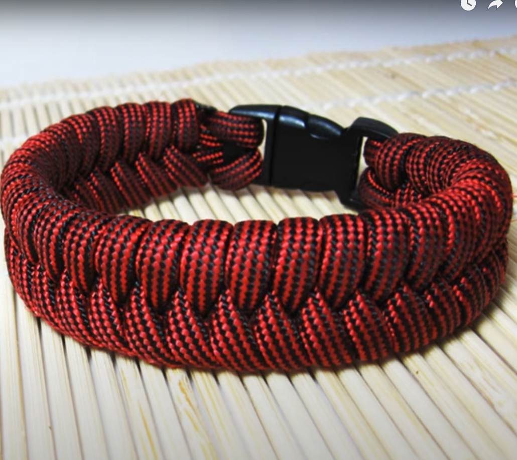 How to Tie a Fishtail Paracord Bracelet (Beginner)