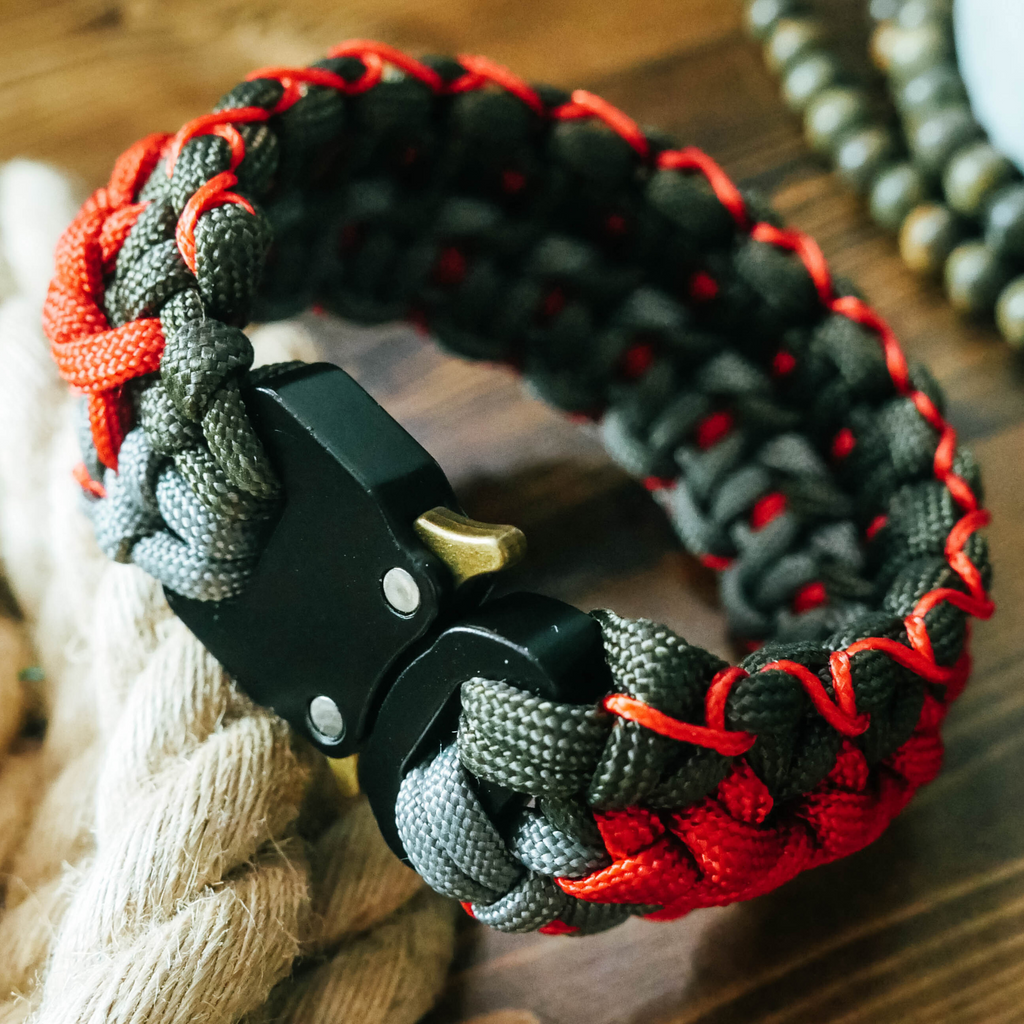 Project Kits – Paracord Weavers